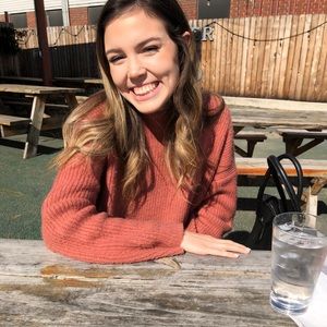 Meet your Posher, Vicky